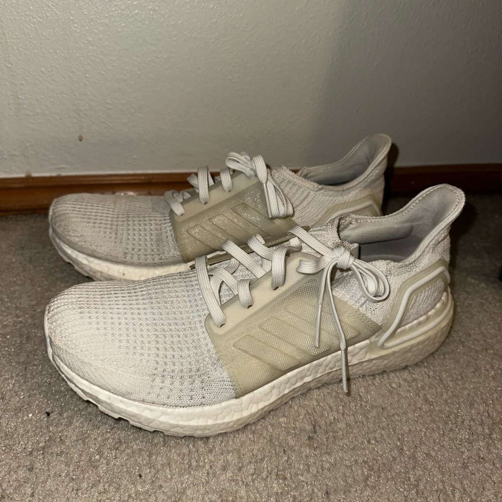 Women’s Ultra boost shoes